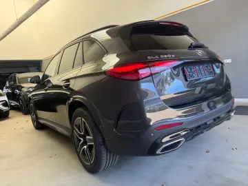 Mercedes-Benz GLC 220 d 4Matic Premium Plus AHK