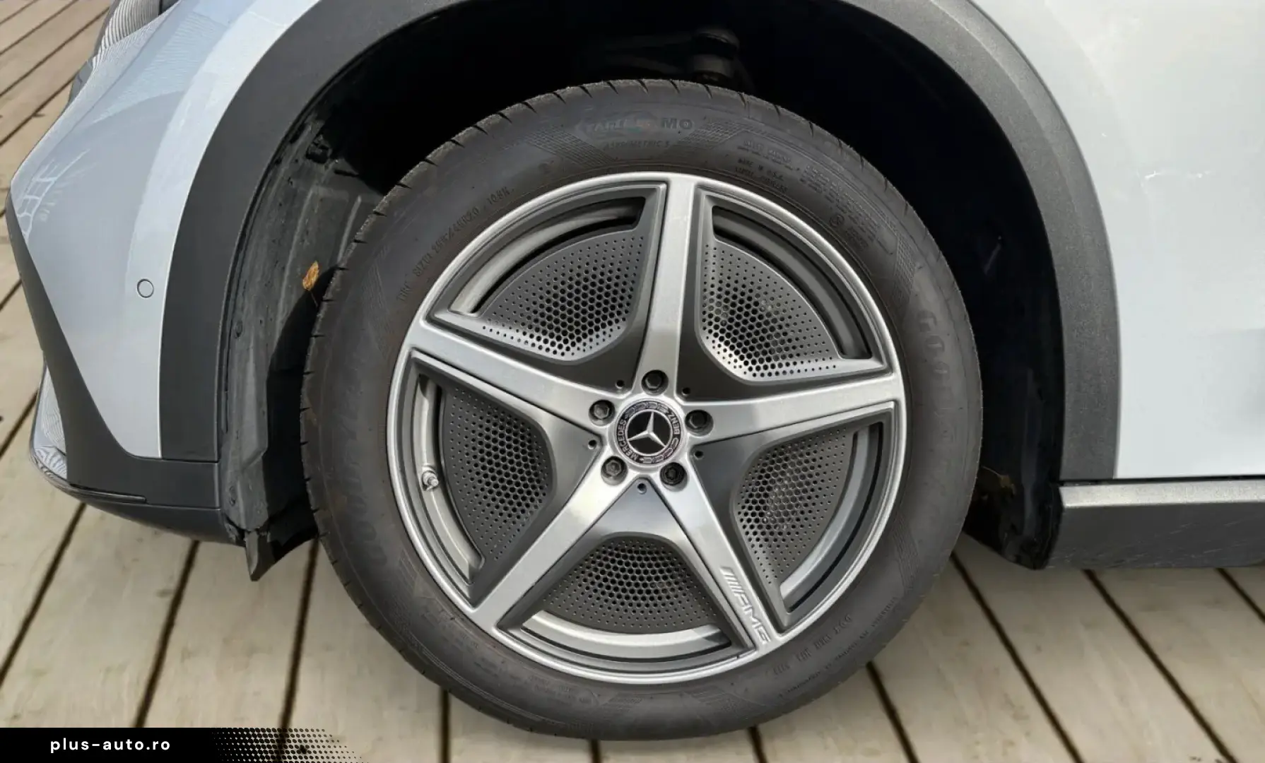 MERCEDES-BENZ EQE 300 SUV AMG Night Pano Distronic 3&hellip;
