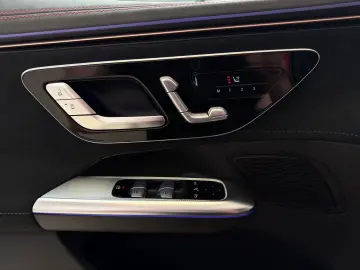 MERCEDES-BENZ EQE 300 AMG Hyperscreen Airmatic Pano &hellip;
