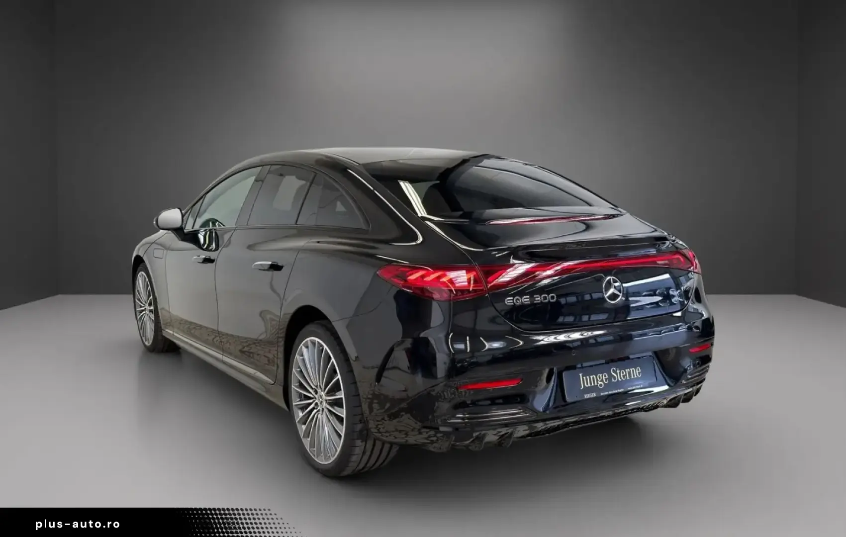 MERCEDES-BENZ EQE 300 AMG Hyperscreen Airmatic Pano &hellip;