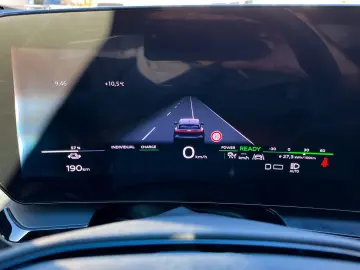 AUDI Q6 e-tron performance 225kW S line Pano LED Plus