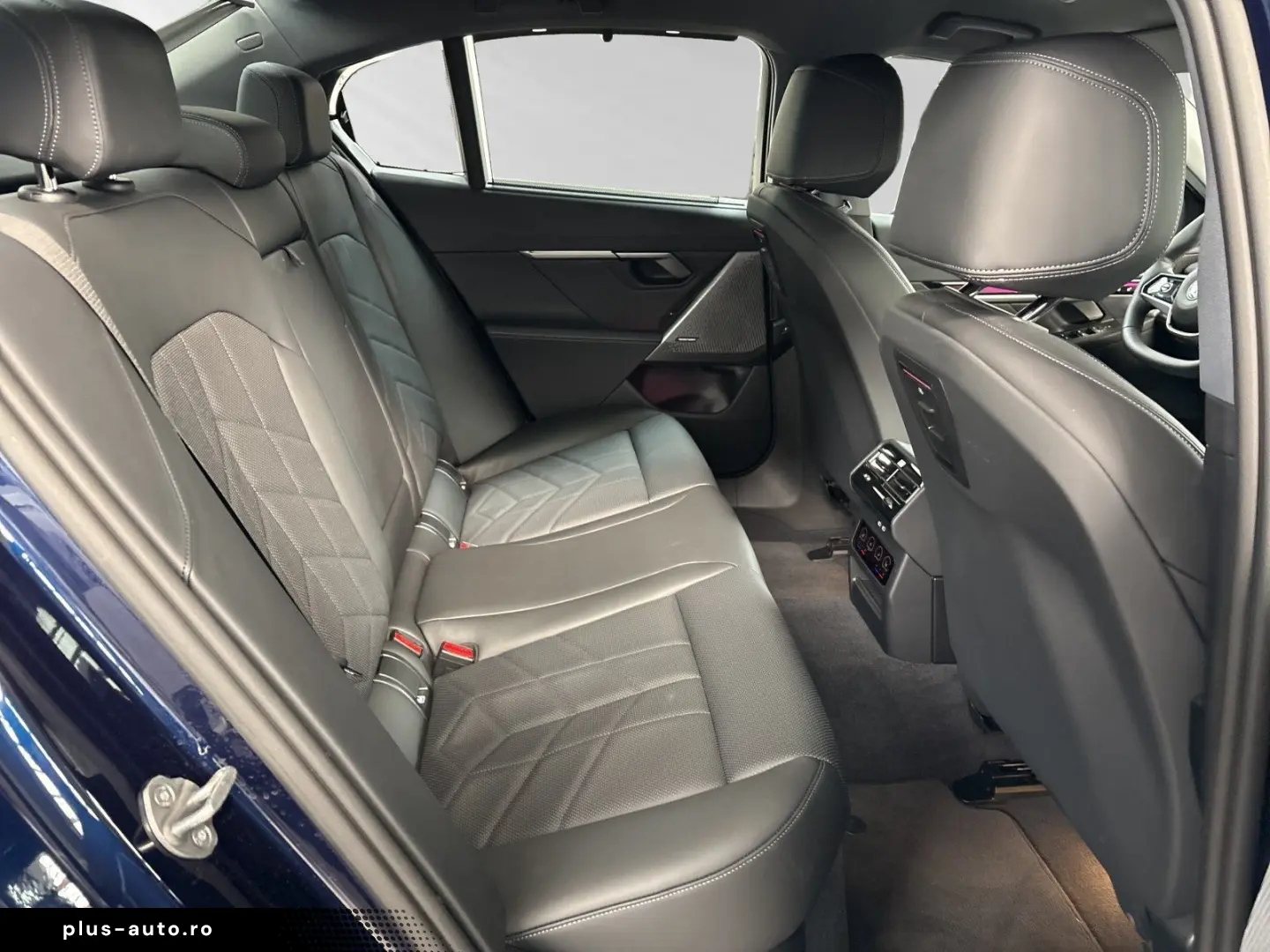 BMW i5 eDrive40 Autobahnass. 21 LMR DAProf. H K