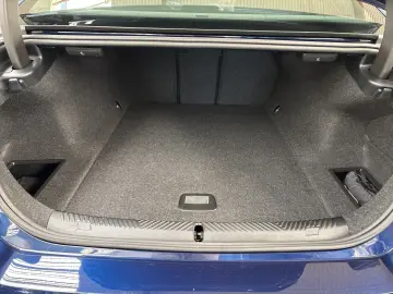 BMW i5 eDrive40 Autobahnass. 21 LMR DAProf. H K