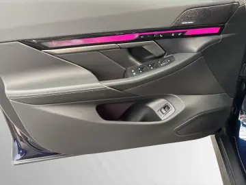 BMW i5 eDrive40 Autobahnass. 21 LMR DAProf. H K