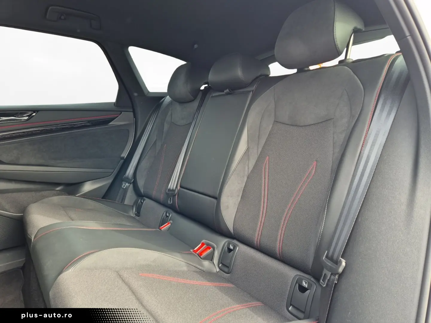 VW ID.7 Tourer GTX 86 kWh 340PS 4Motion AHK IQ.Driv