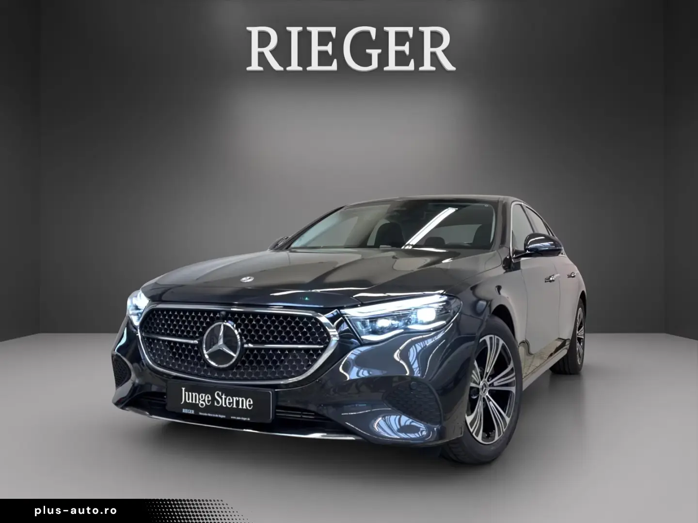 Mercedes-Benz E 220 d Avantgarde 360  Digital Light 18