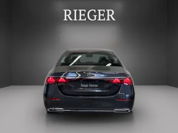 Mercedes-Benz E 220 d Avantgarde 360  Digital Light 18