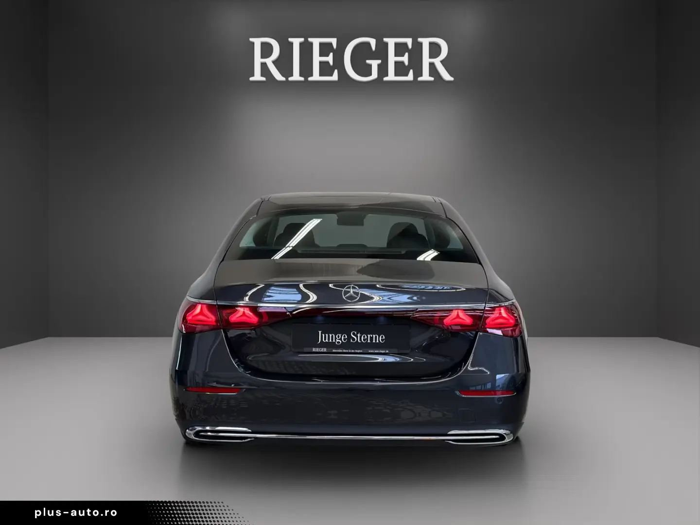 Mercedes-Benz E 220 d Avantgarde 360  Digital Light 18
