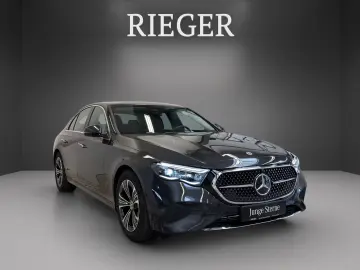 Mercedes-Benz E 220 d Avantgarde 360  Digital Light 18