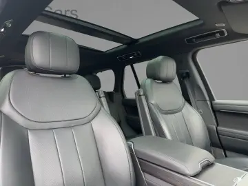 LAND ROVER RANGE ROVER P460e HSE LM
