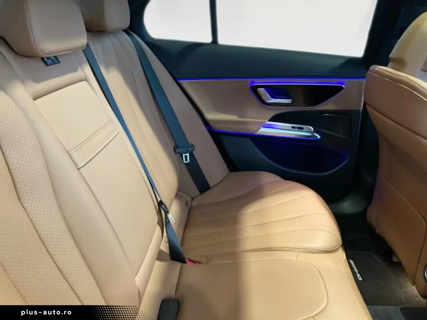 Mercedes-Benz E 220 d EDITION AMG-Line Pano KEYLESS