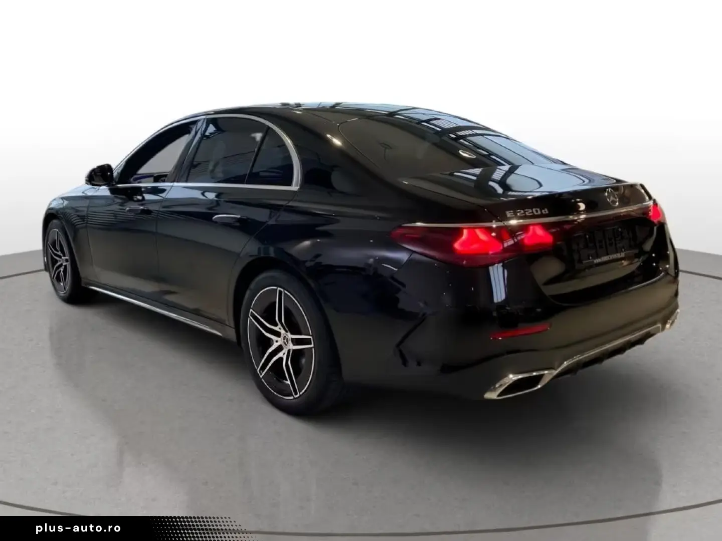 Mercedes-Benz E 220 d EDITION AMG-Line Pano KEYLESS