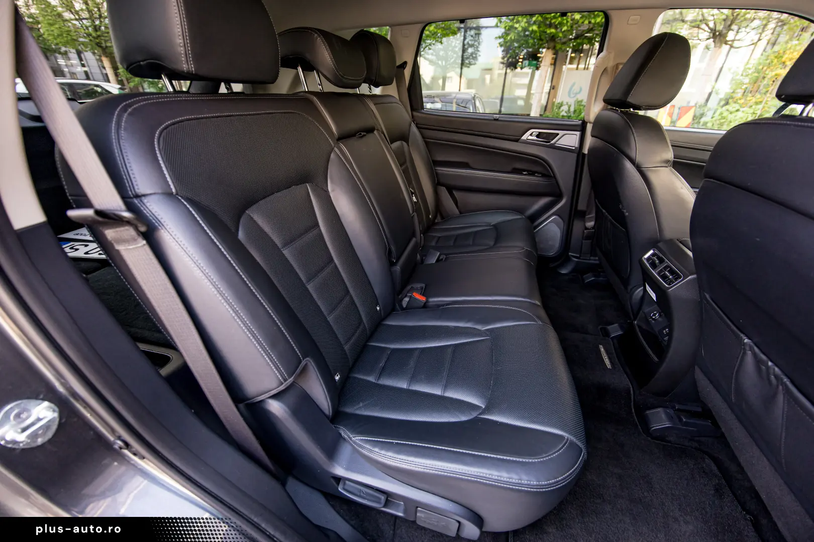 Ssangyong Rexton 2.2 e-XDi 4WD 7 locuri