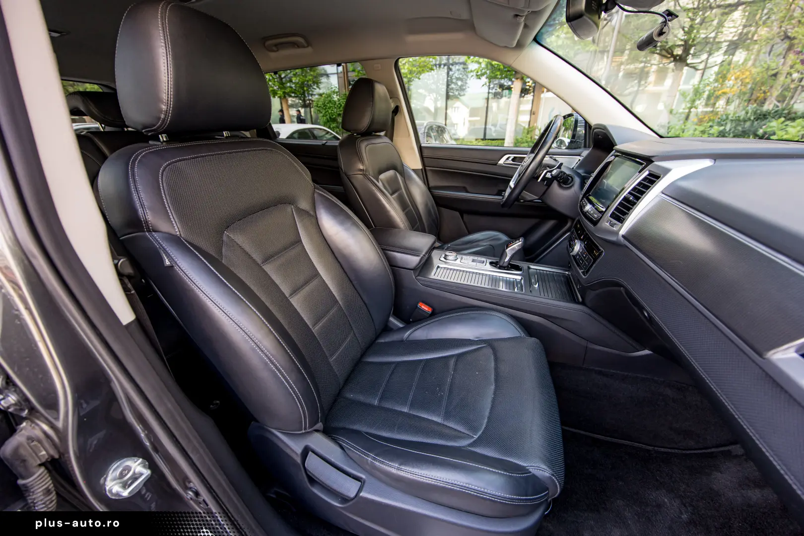 Ssangyong Rexton 2.2 e-XDi 4WD 7 locuri