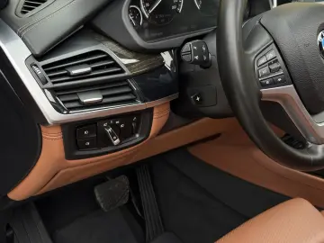3.0d   258cp   xDrive   INDIVIDUAL