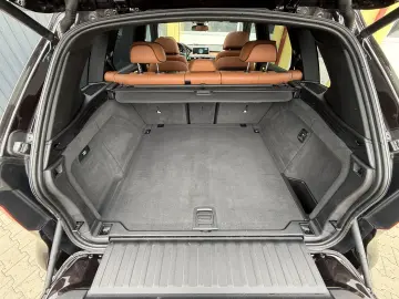 3.0d   258cp   xDrive   INDIVIDUAL