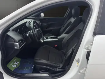 Jaguar XE - Rate fara avans! Garantie! Km. certificati!