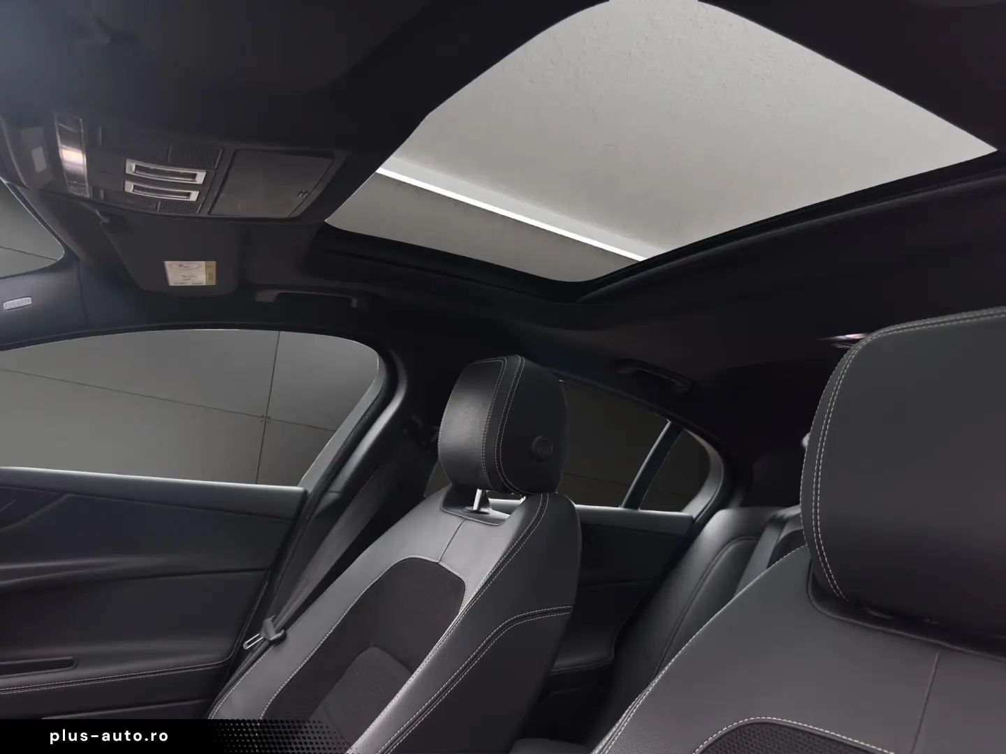 Jaguar XE - Rate fara avans! Garantie! Km. certificati!