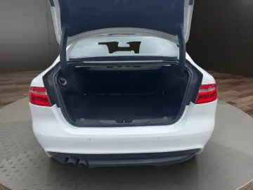 Jaguar XE - Rate fara avans! Garantie! Km. certificati!