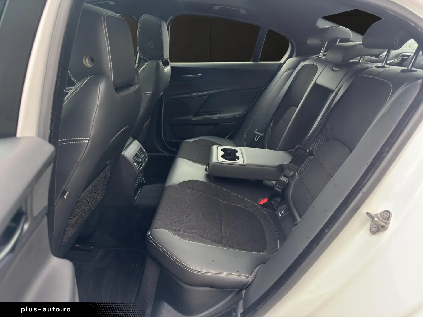 Jaguar XE - Rate fara avans! Garantie! Km. certificati!