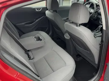 Hyundai Ioniq 1.6 GDI Hybrid