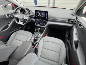 Hyundai Ioniq 1.6 GDI Hybrid
