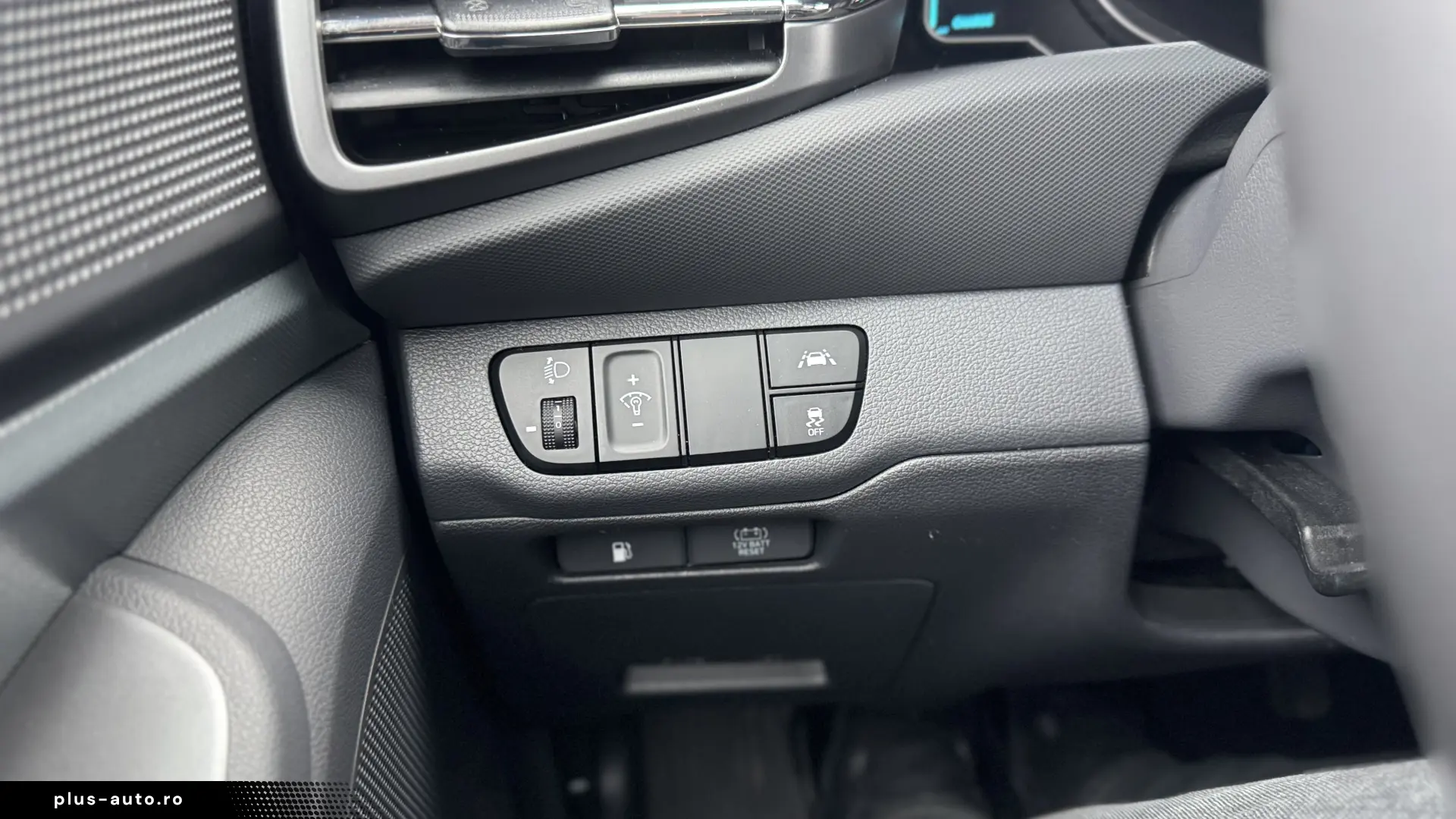 Hyundai Ioniq 1.6 GDI Hybrid