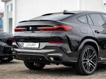 BMW X6 xDrive30d M-SportPRO 22 PANO AdLED KoZg Iconi