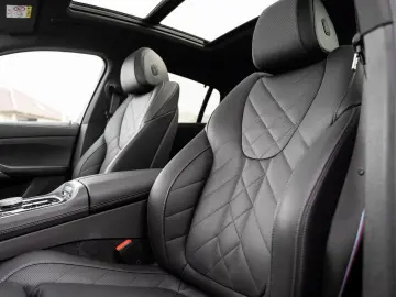 BMW X6 xDrive30d M-SportPRO 22 PANO AdLED KoZg Iconi