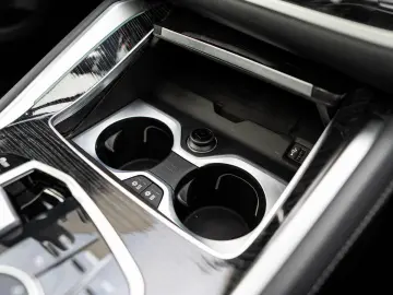 BMW X6 xDrive30d M-SportPRO 22 PANO AdLED KoZg Iconi