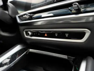 BMW X6 xDrive30d M-SportPRO 22 PANO AdLED KoZg Iconi