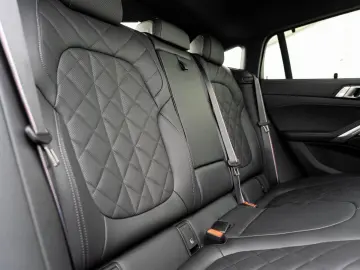 BMW X6 xDrive30d M-SportPRO 22 PANO AdLED KoZg Iconi