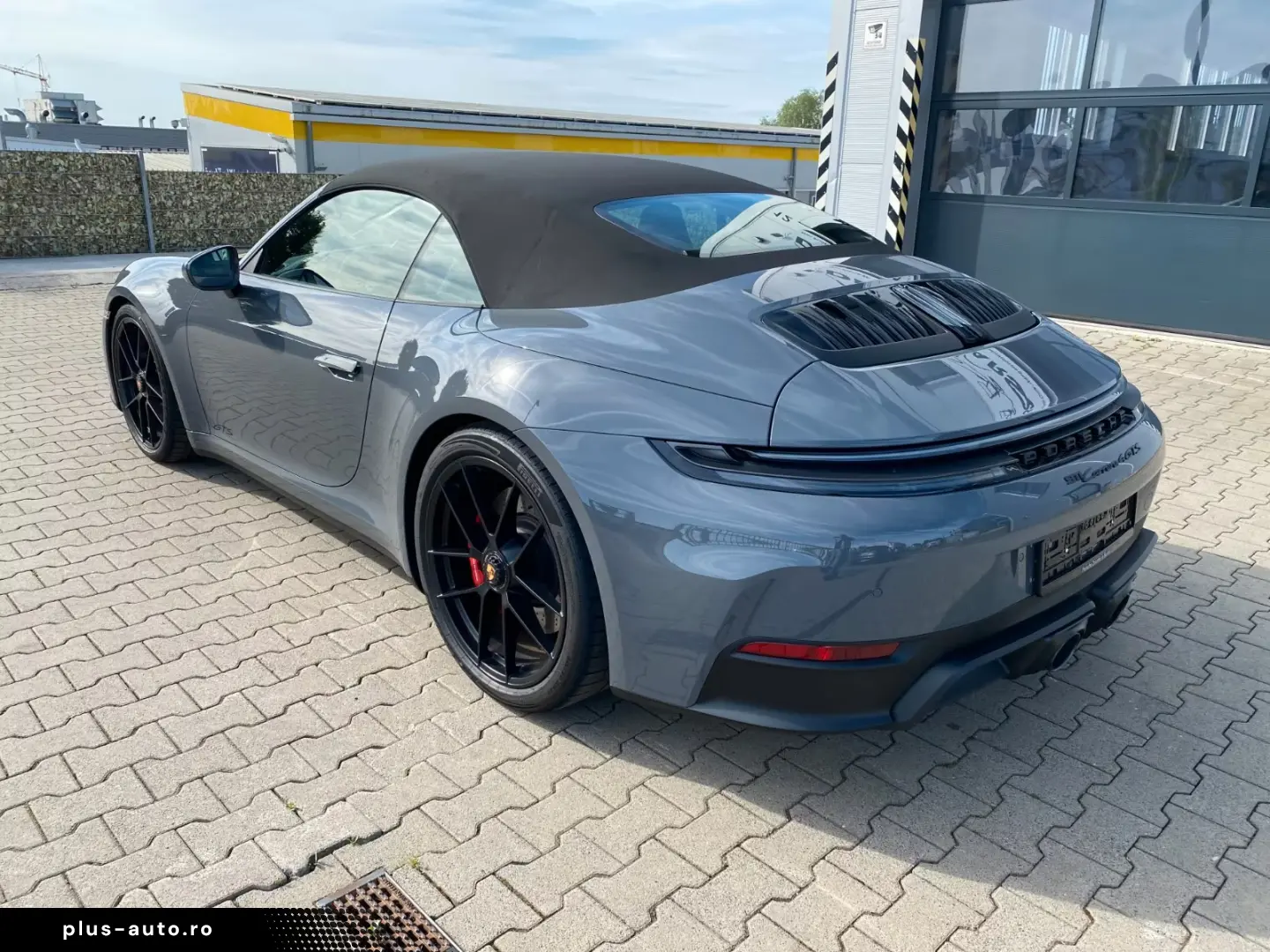 Porsche 911 Carrera 4 GTS Cabrio BOSE Lifting