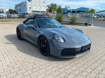 Porsche 911 Carrera 4 GTS Cabrio BOSE Lifting