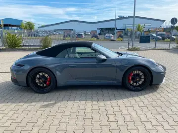Porsche 911 Carrera 4 GTS Cabrio BOSE Lifting