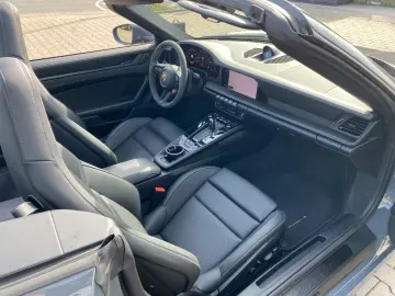 Porsche 911 Carrera 4 GTS Cabrio BOSE Lifting
