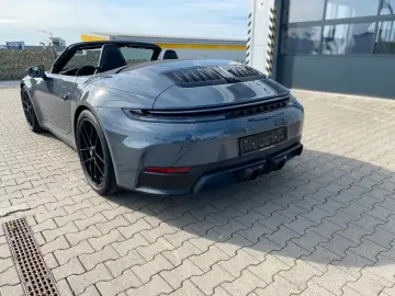 Porsche 911 Carrera 4 GTS Cabrio BOSE Lifting
