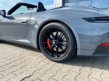 Porsche 911 Carrera 4 GTS Cabrio BOSE Lifting