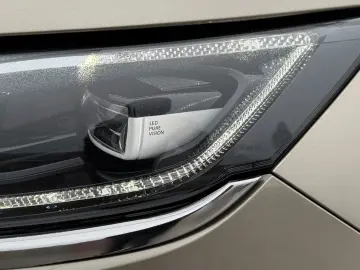 Renault Espace Initiale Paris