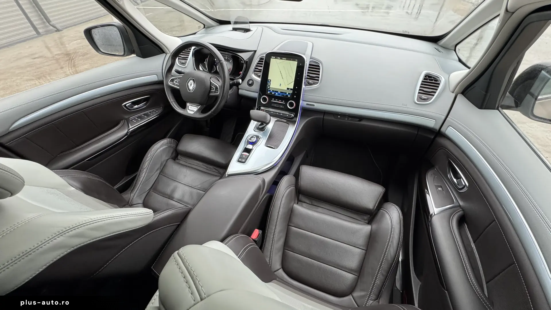 Renault Espace Initiale Paris