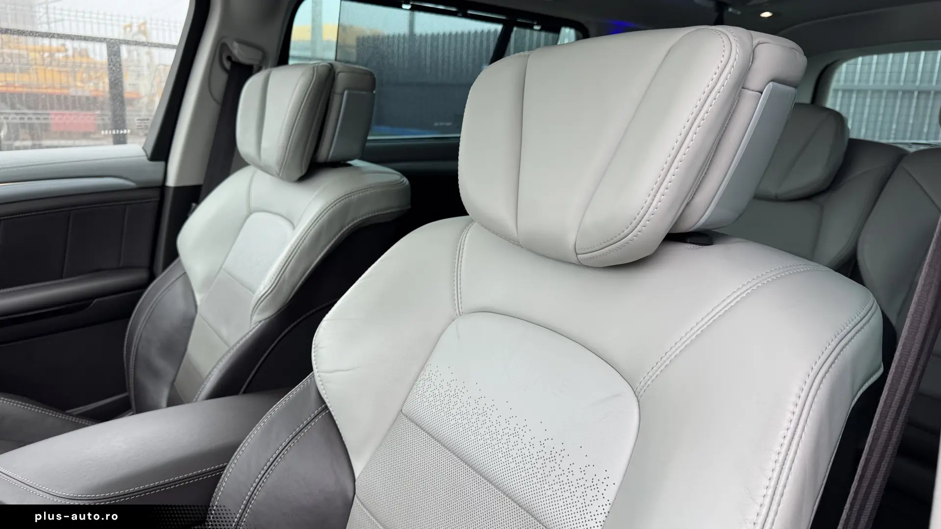 Renault Espace Initiale Paris