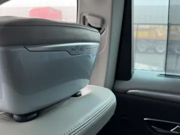 Renault Espace Initiale Paris