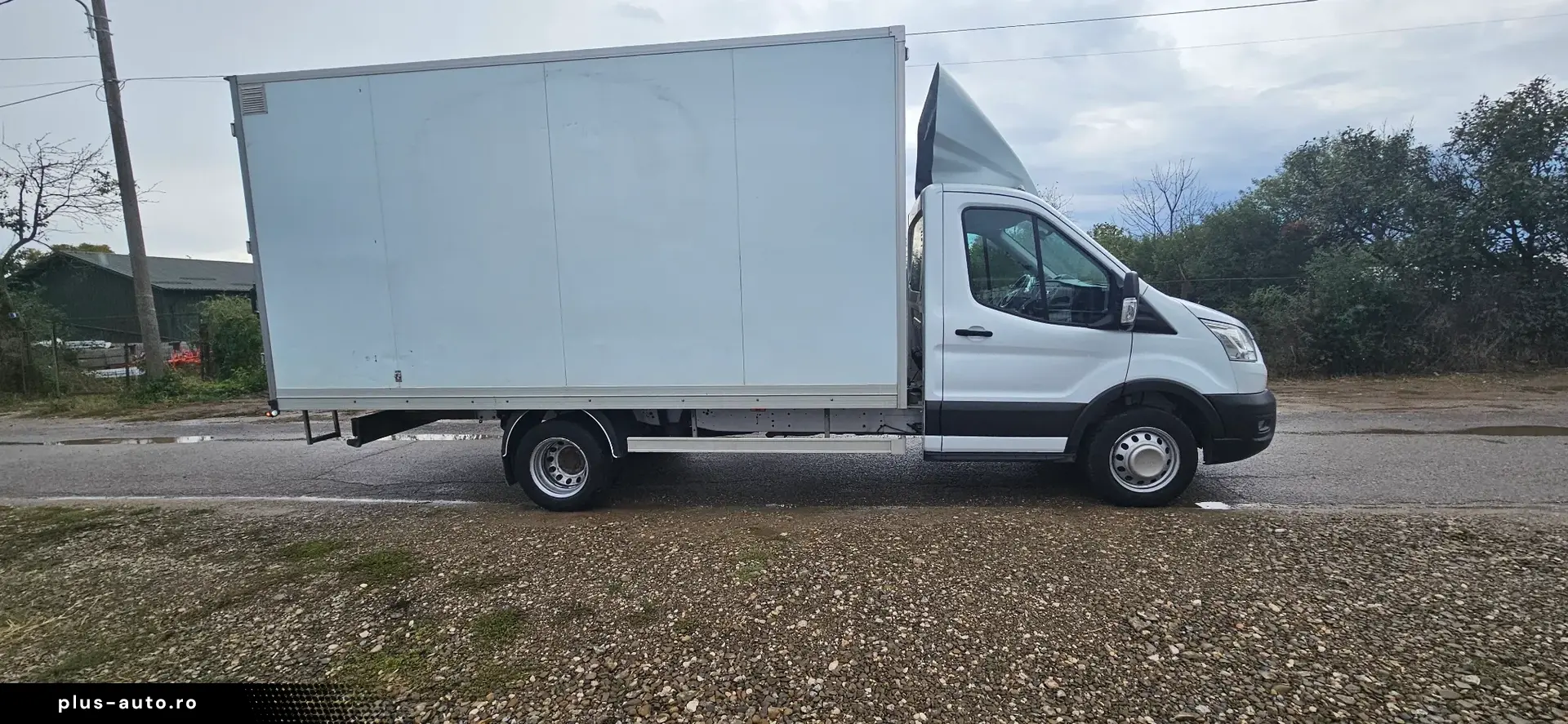 Ford Transit Box
