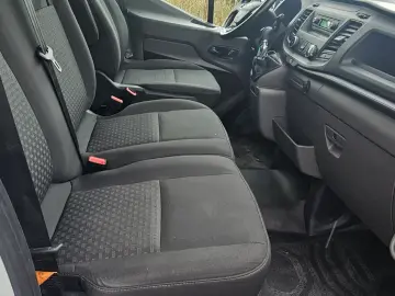 Ford Transit Box