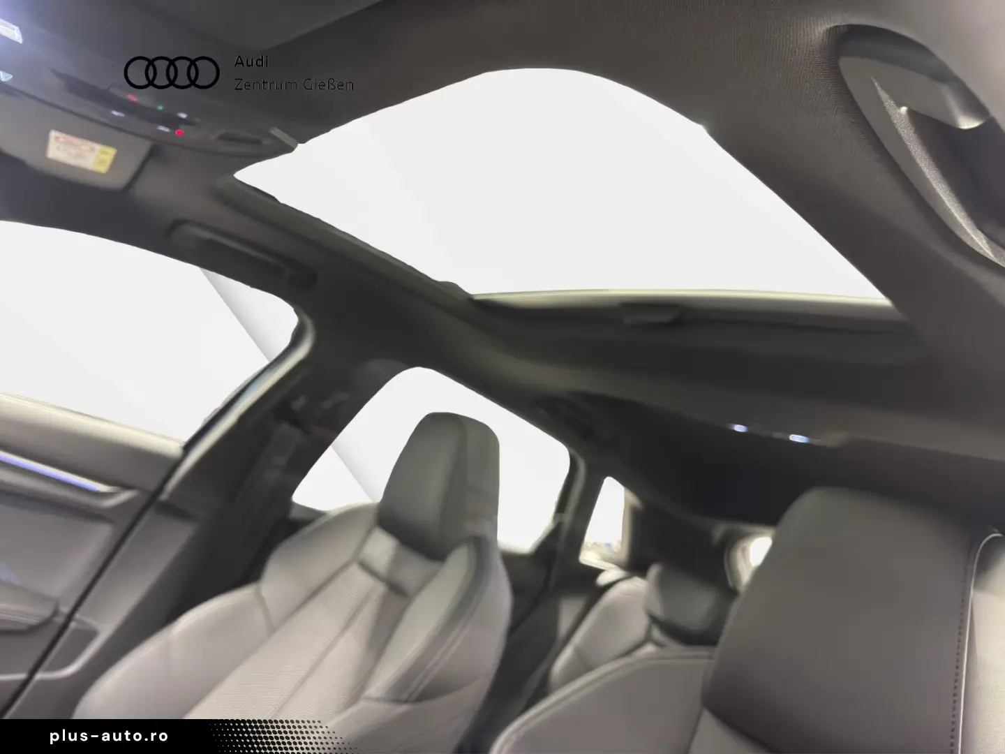 Audi A3 Sportback 35 TFSI S line Pano