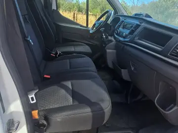 Ford Transit Box