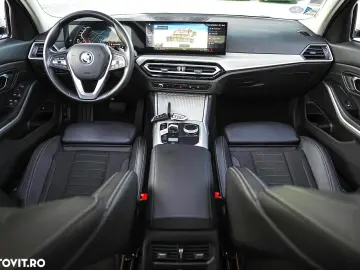 BMW Seria 3 320e Aut. Luxury Line