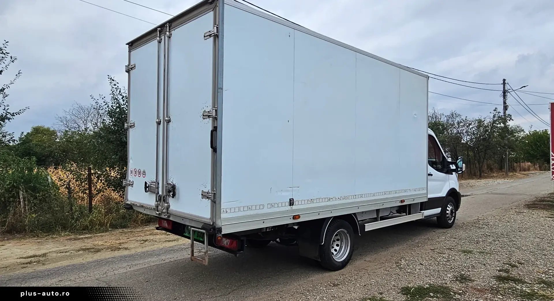 Ford Transit Box