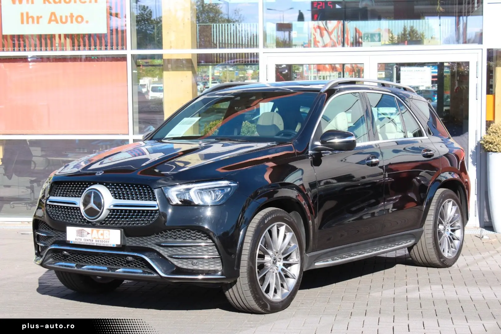 MERCEDES-BENZ GLE 400 d 4-M AMG-Line Pano Distr. LED HuD AHK