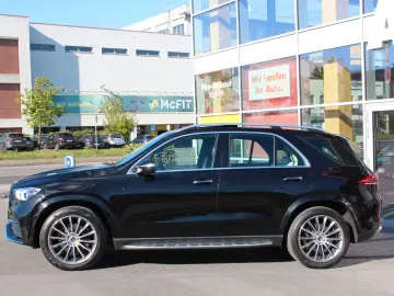 MERCEDES-BENZ GLE 400 d 4-M AMG-Line Pano Distr. LED HuD AHK